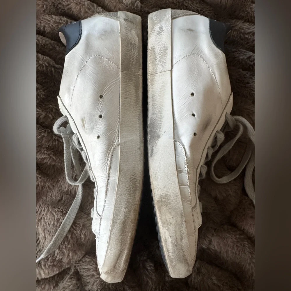 Authentic Golden Goose Sneakers - Size 40 - Picture 3 of 6